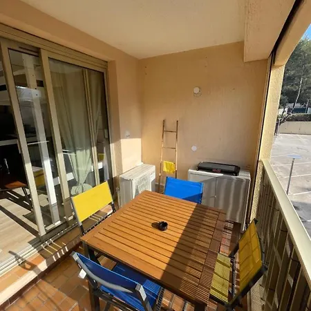 Climatise Piscine Et Proche סנרי-סור-מר