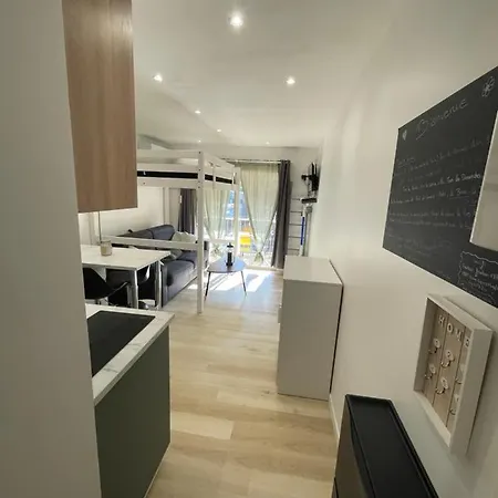 Climatise Piscine Et Proche