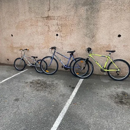 Apartmán Climatise Piscine Et Proche *